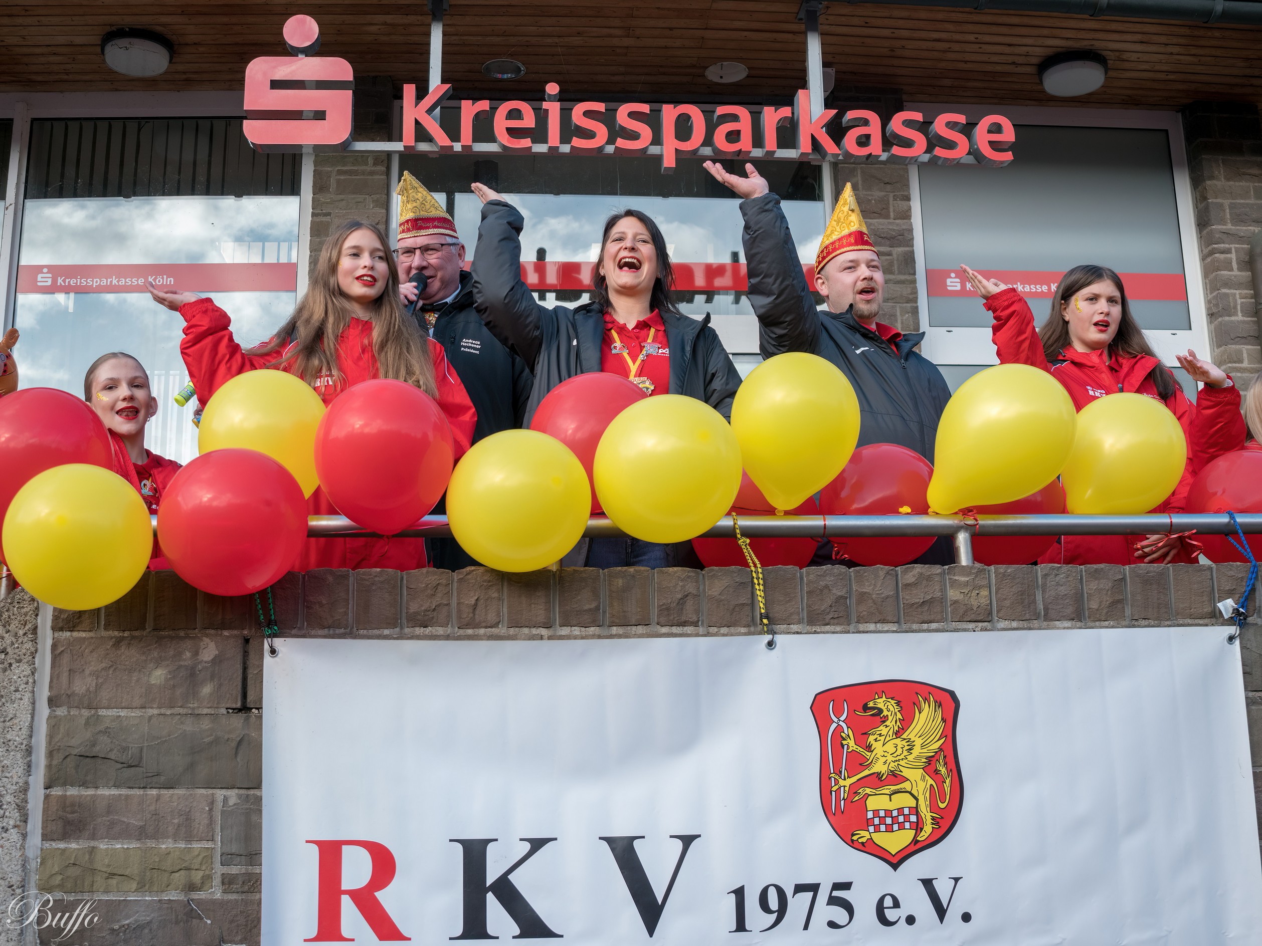 Read more about the article „De Zügel parat und Musik im Blood“ – Ründeroth startet jeck in die neue Session